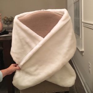 Shoulder wrap
